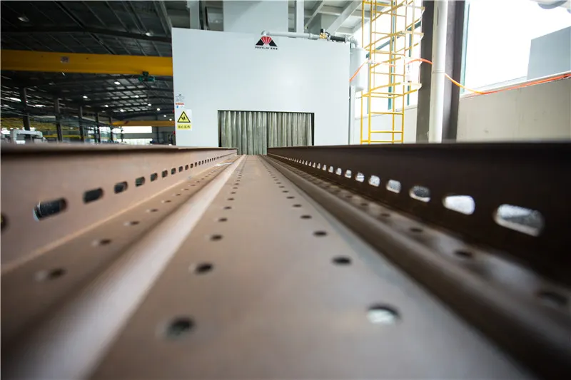 EMT Roller Conveyor Shot Blasting Machine - Image 4